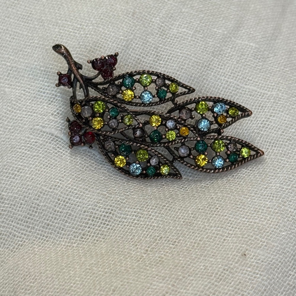 Leaf Branch Brooch Pin‎ Rhinestones Copper Tone Vintage Jewelry Accessory